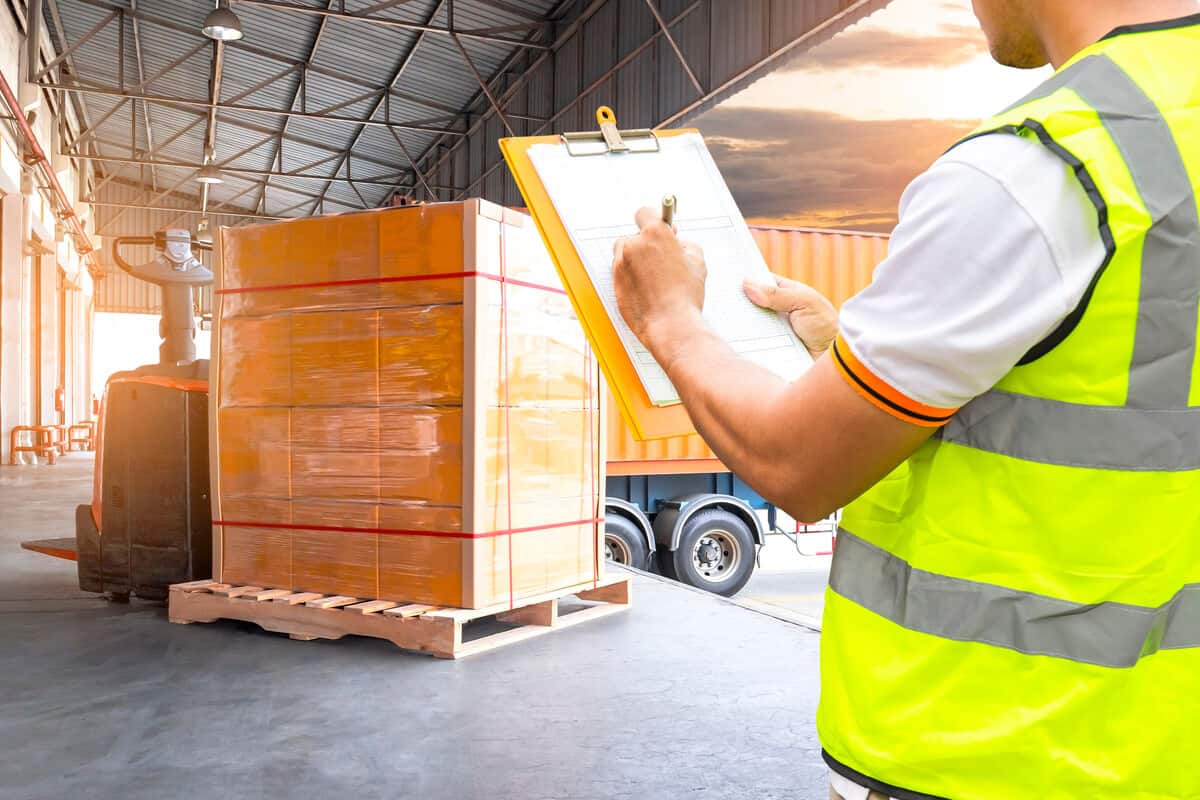 Asigurarea tip cargo, protejeaza valoarea bunurilor care fac obiectul transportului