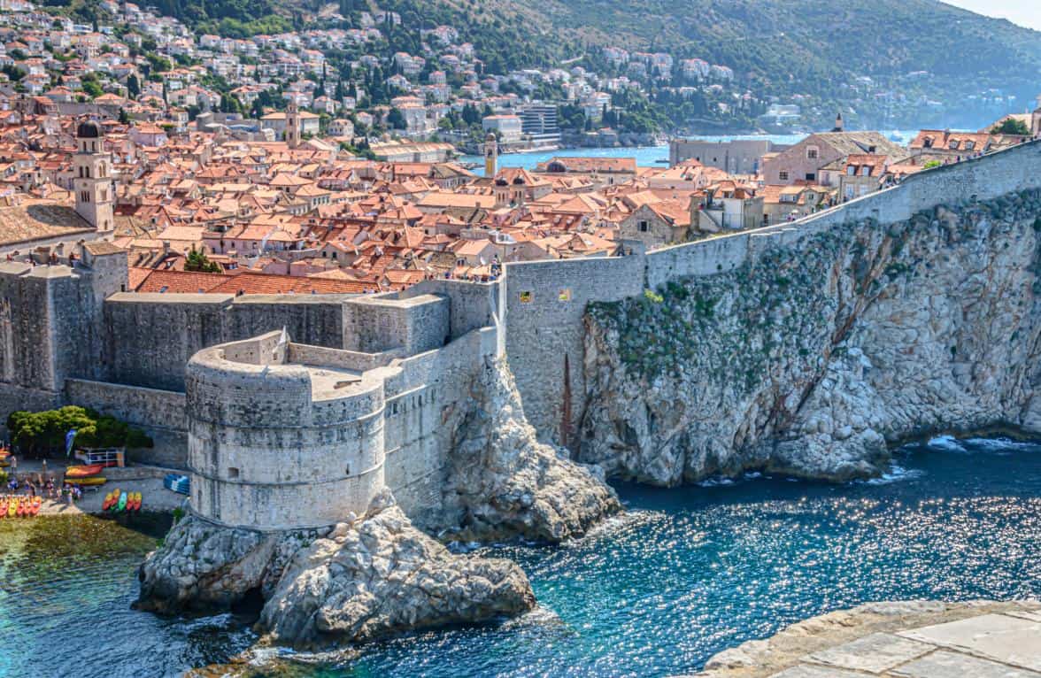 8. Preturi croatia - cladiri, apa, stanci.jpg